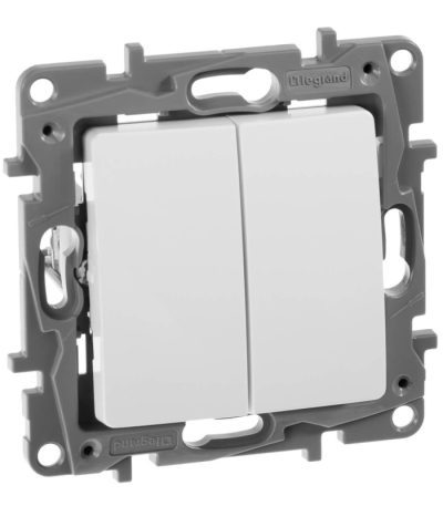 Выключатель двухклавишный Legrand Etika 10A 250V белый 672202