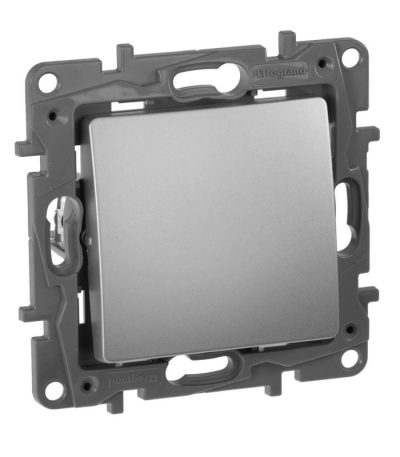 Выключатель кнопочный одноклавишный Legrand Etika 6A 250V алюминий 672414