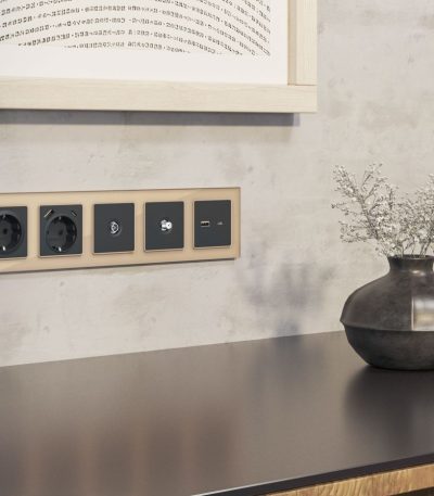 Комплект механизм TV розетки SAT 5-2400MHz 3.5dB Alfa Графит мягкое касание Quant Ambrella Volt MA913050 (AP9130, VM215)