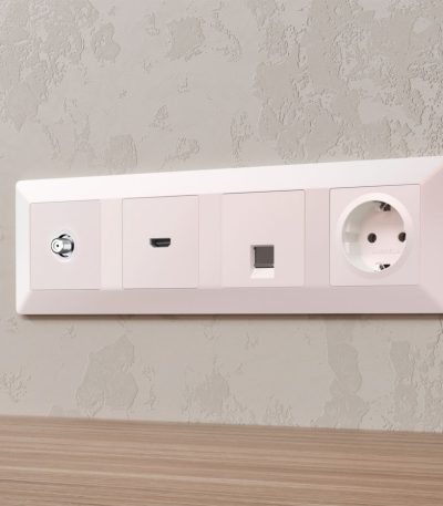 Комплект механизма TV розетки SAT 5-2400MHz 3.5dB Alfa Жемчуг Quant Ambrella Volt MA213050 (AP2130, VM215)