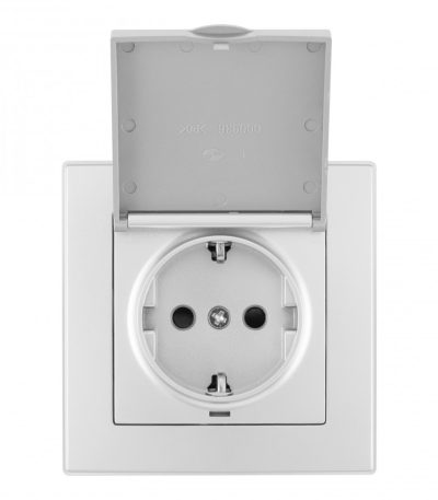 Комплект розетки с/з и шторками, защитной крышкой и рамкой Arte Milano SET06-1-41-1 silver